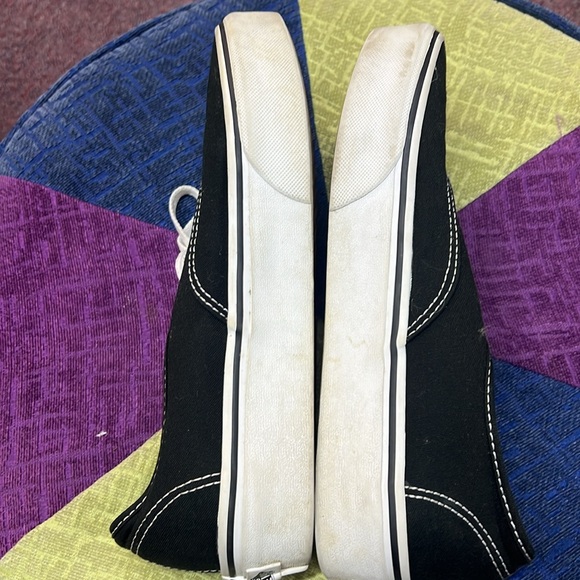 Van size 9 women 7.5 men - Picture 5 of 7